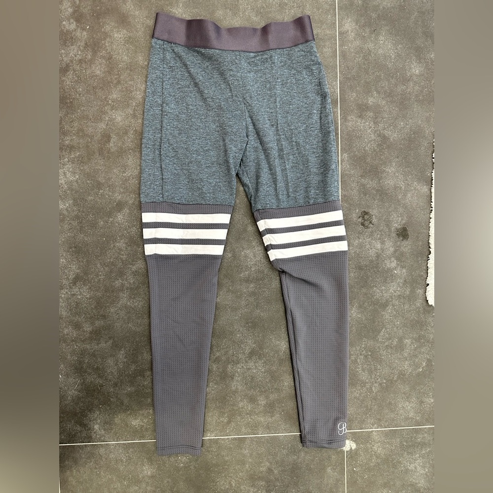 Medium Bombshell leggings